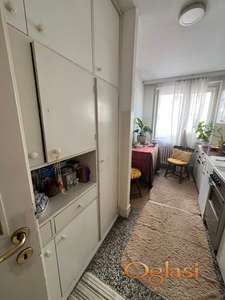 Grbavica 51m2+ terasa 5m2- 2 sprat- 120000 evra